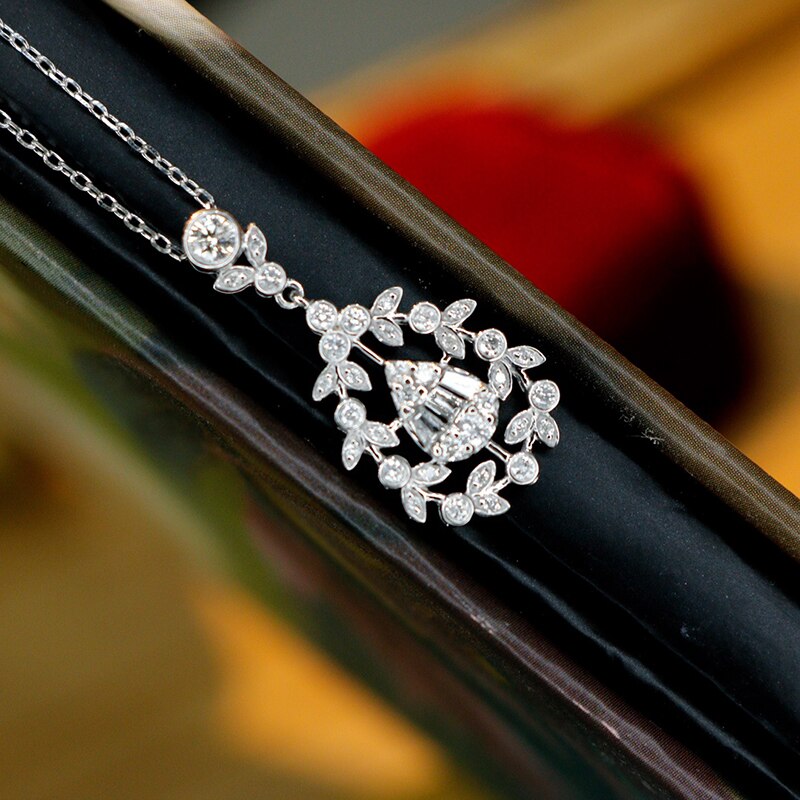 18K White Gold Natural Diamond Teardrop Pendant for Her