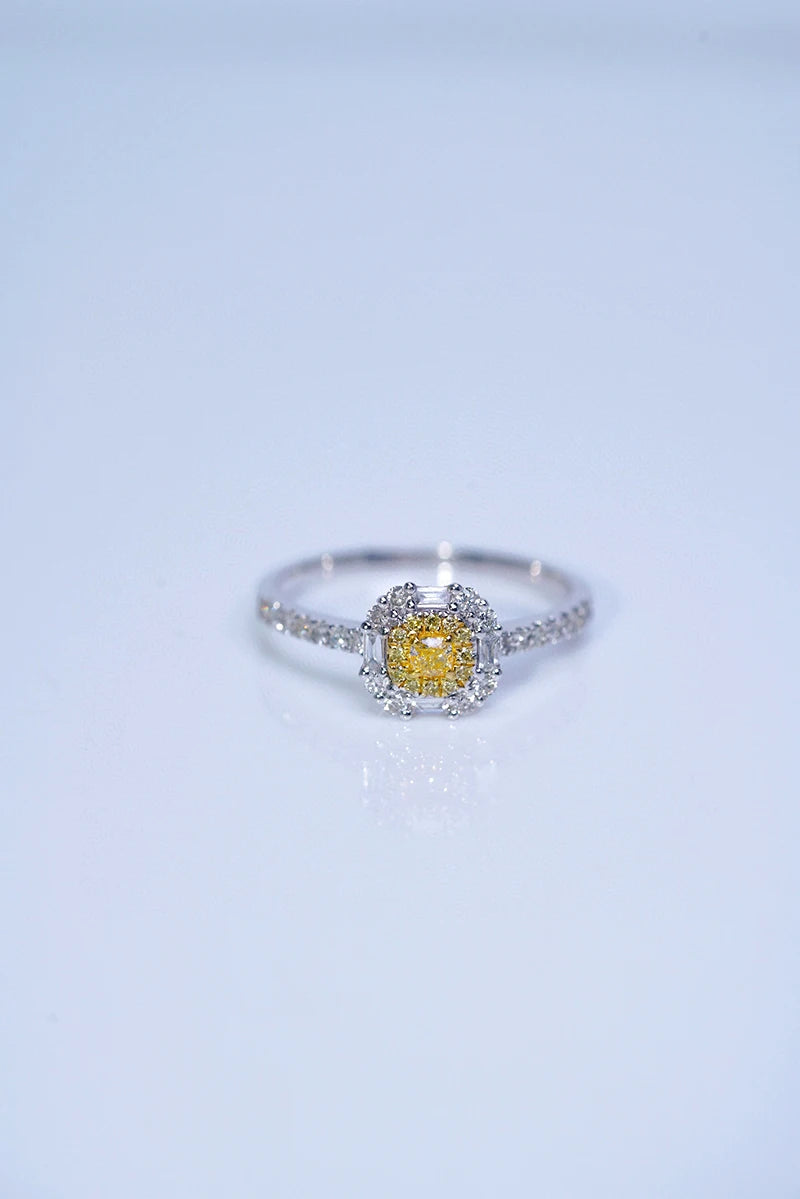 18K White Gold 0.40 ctw Yellow Diamond Engagement Ring for Women