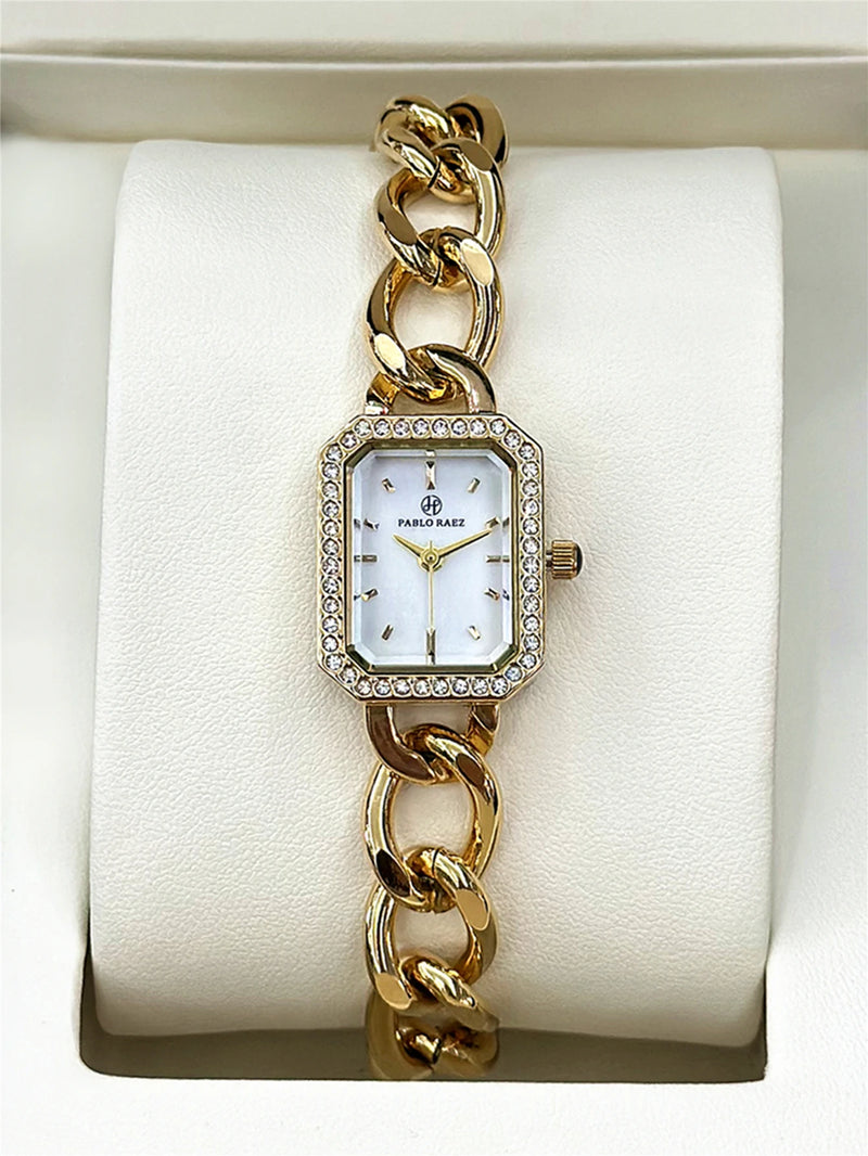 Elegant Yellow Gold Diamond Wristwatch for Women – High Quality Luxury Timepiece for Casual Dress.