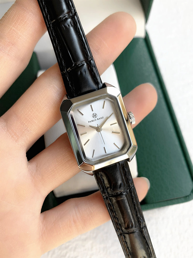 Luxury Women's Square Gold Wristwatch with Leather Band - Fashionable Quartz Clock.