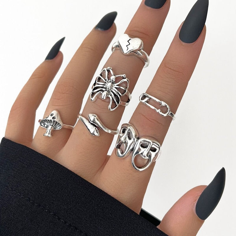 Alloy Flower, Skull, Spider, Animal, Leaf, Love, Snake Finger Rings for Women