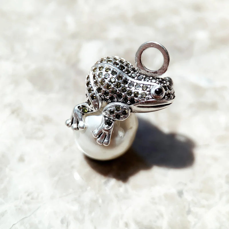 925 Sterling Silver Dark Green Frog & Pearl Pendant for Men & Women