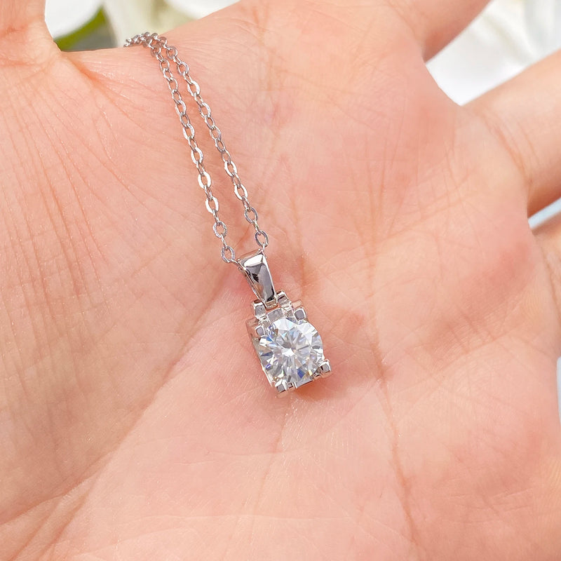 Sterling Silver 1CT Moissanite Pendant Necklace for Women