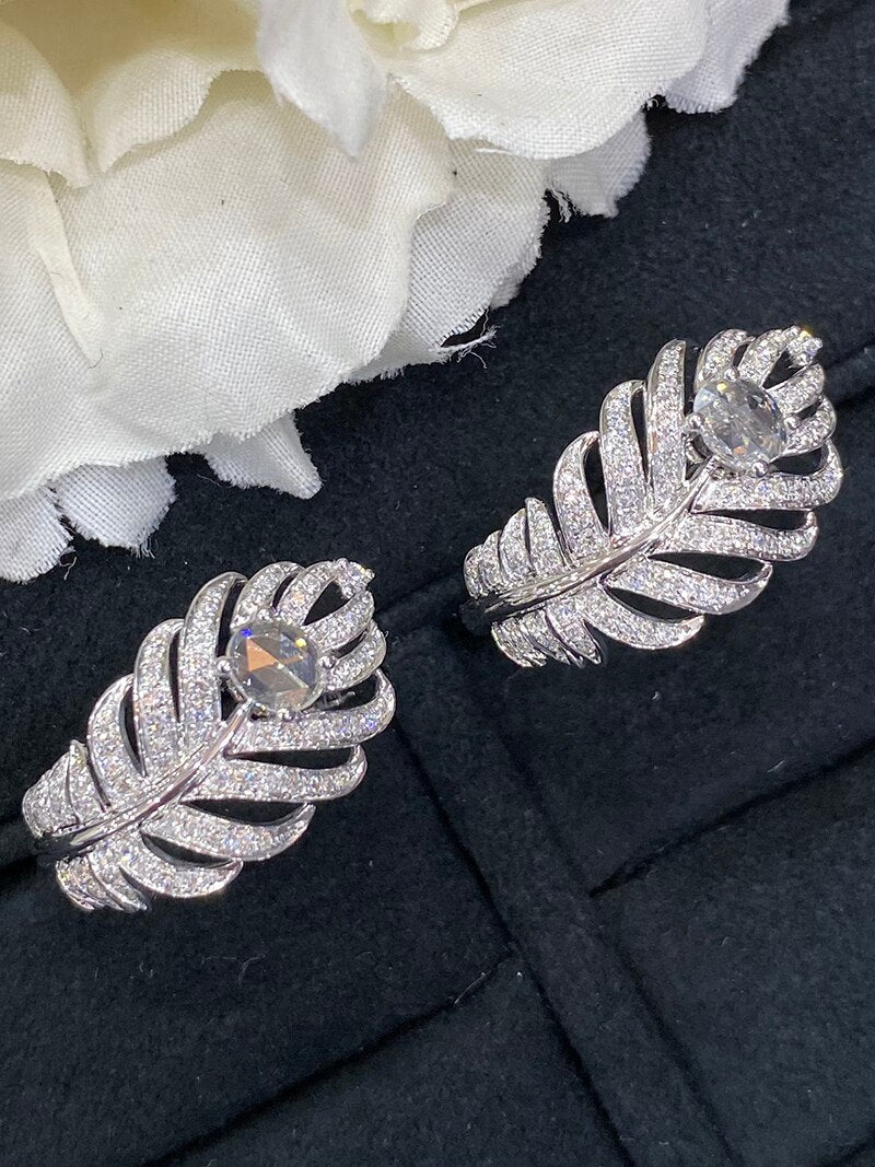 18K White Gold Real Natural Diamond Feather Design Ring for Women