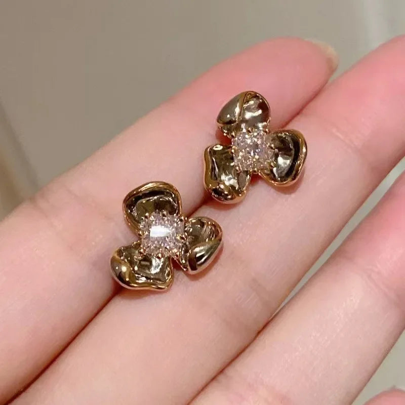 925 Sterling Silver High Carbon Diamond Gemstone Flower Ear Studs