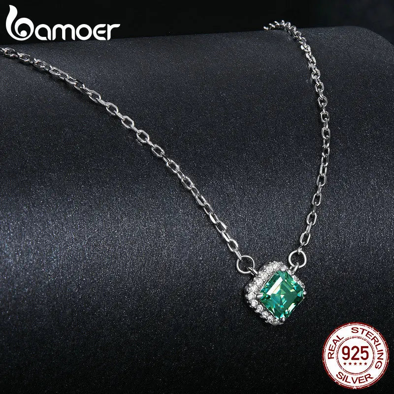 925 Sterling Silver 0.30ctw Moissanite Pendant Necklace for Women