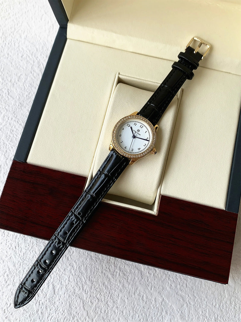 Luxury Gold Wristwatch for Women: High Quality Leather Strap, Waterproof, Elegant.