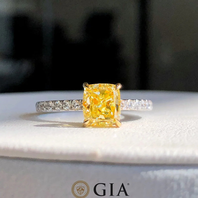 18K Gold 1.50ct Fancy Light Yellow Diamond Ring for Women