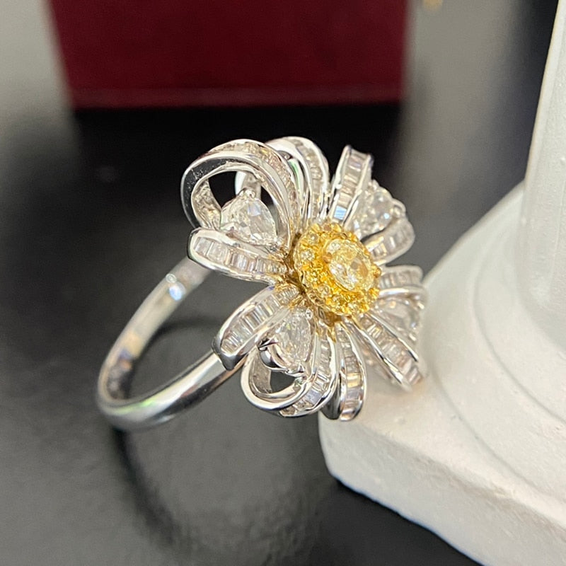 18K White Gold Yellow Diamond Sunflower Shape Ring for Women