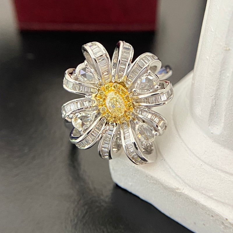 18K White Gold Yellow Diamond Sunflower Shape Ring for Women