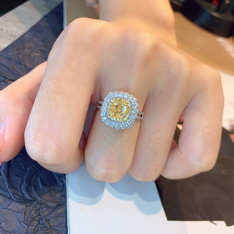 18K White Gold Real Yellow Diamond Court Style Wedding Ring for Women