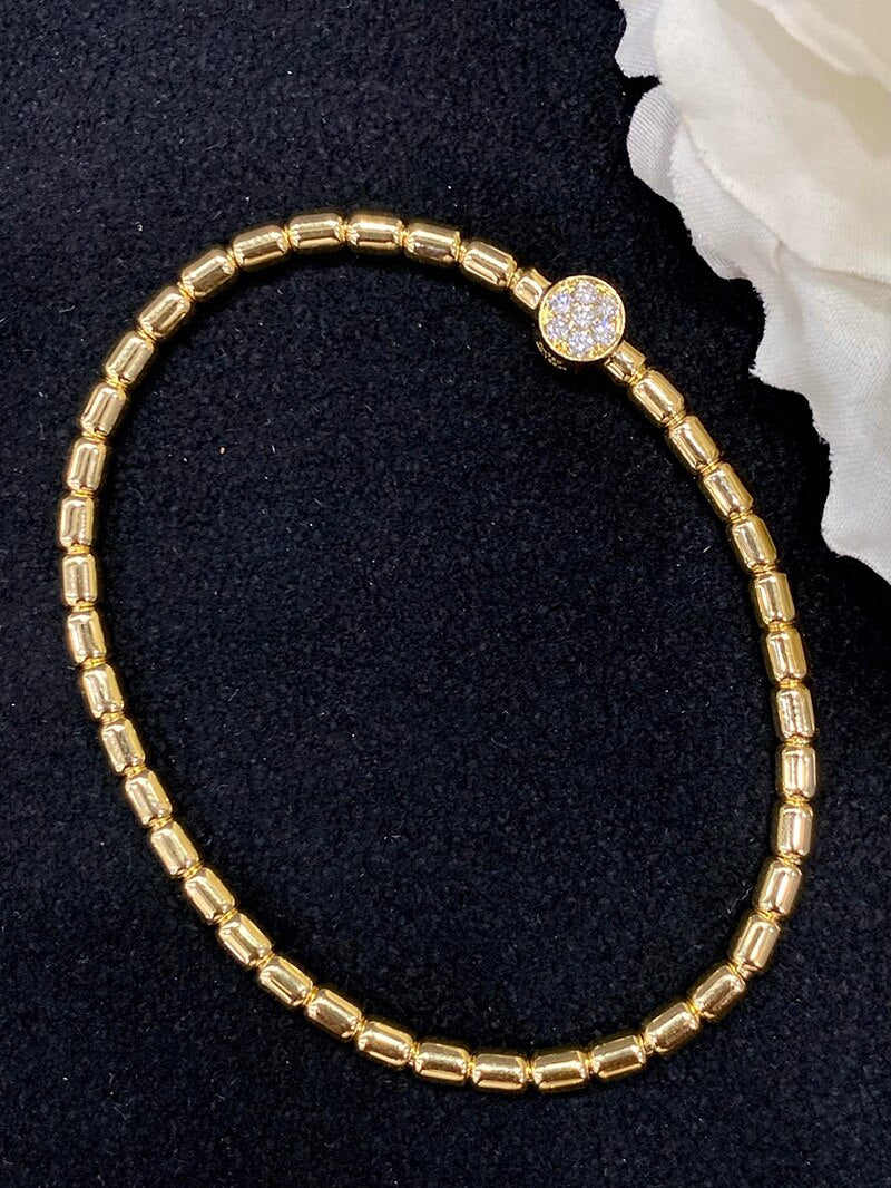 18K Yellow Gold Natural Diamond Bamboo Shape Bracelet for Women