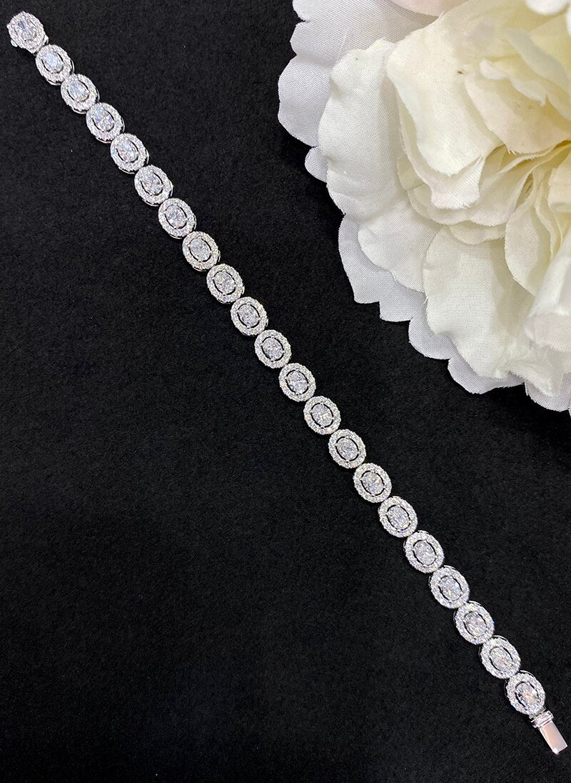 18K White Gold Diamond Bracelet for Women