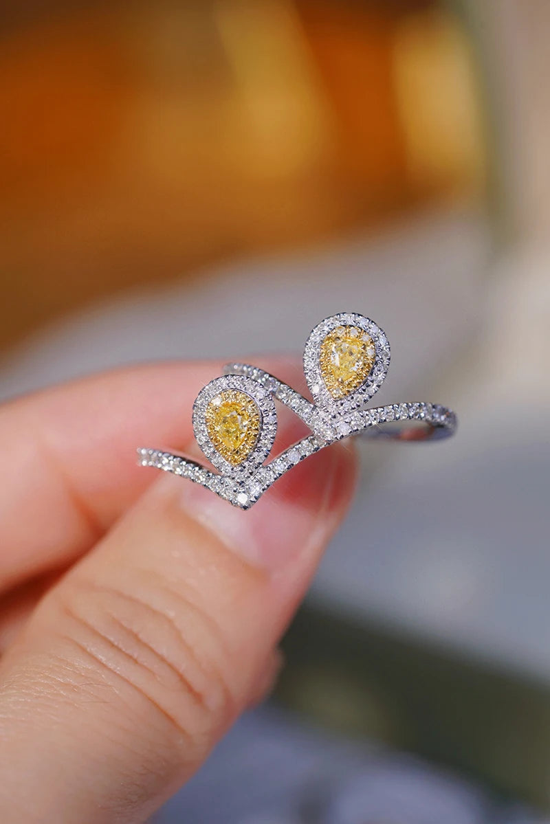 18K White Gold Natural Yellow Diamond V-Shaped Engagement Ring for Women