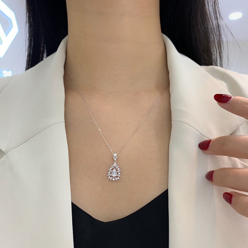 18K White Gold Natural Diamond Teardrop Pendant for Her