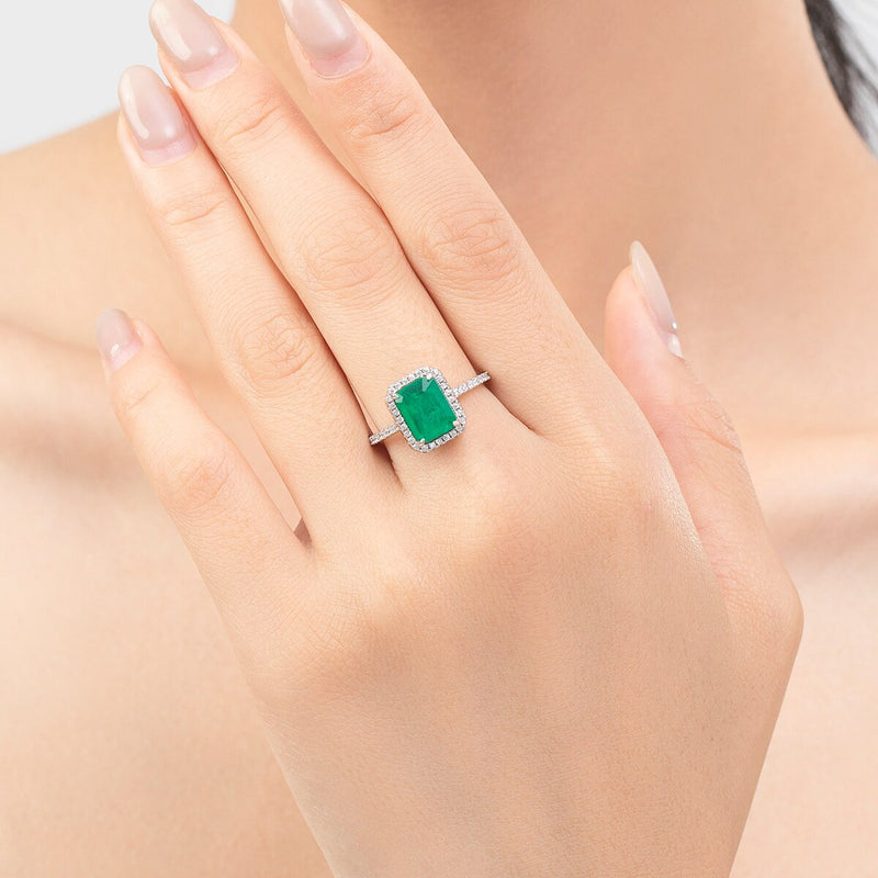 Sterling Silver Rectangle Cut Emerald Ring