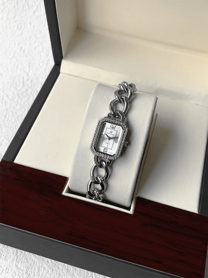 Elegant Classic Silver Wristwatch for Women - Quartz Movement & Steel Band.