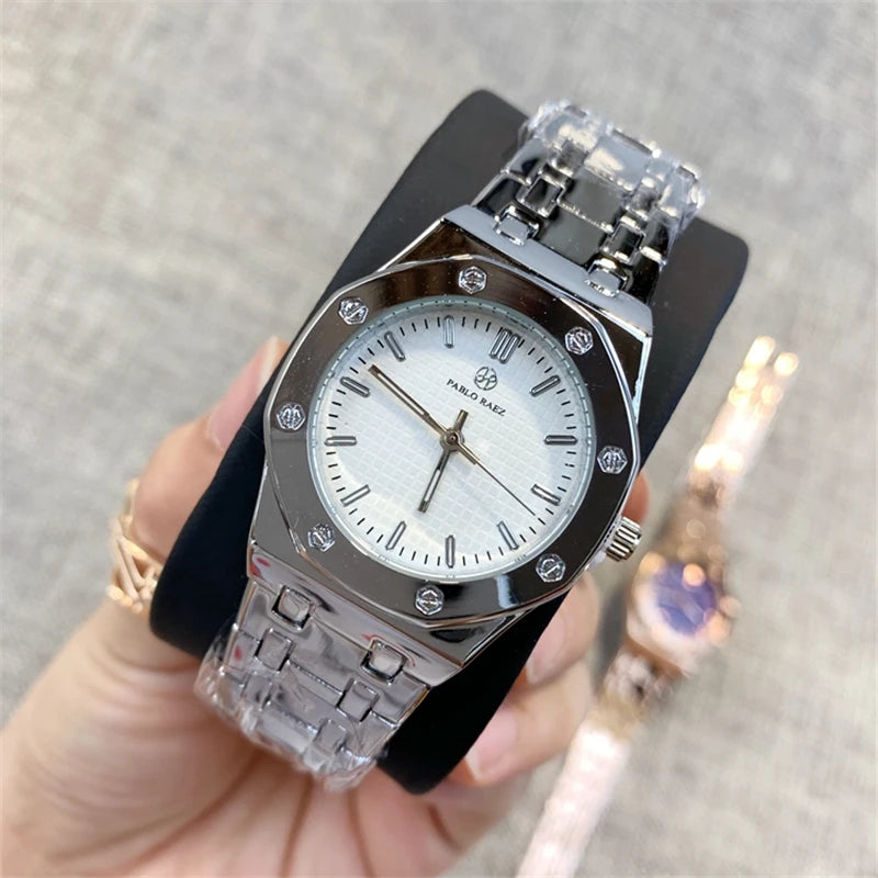 Steel Heavy Luxury Watch: Top Design, Quartz, Modern Classic, Wristwatch for Women