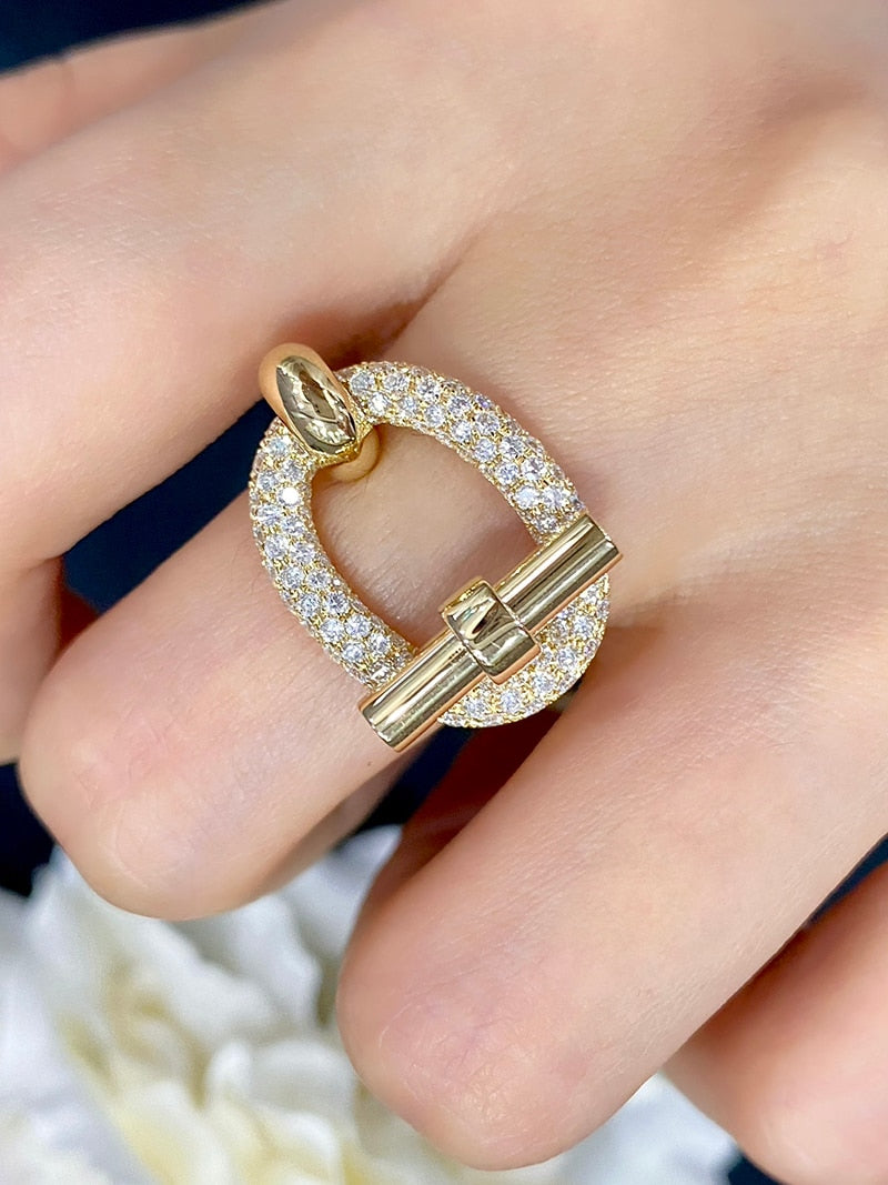 18K Gold Pig Nose Diamond Ring for Women