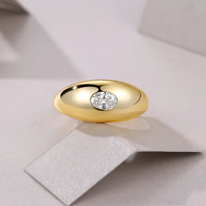 18K Gold Plated 925 Sterling Silver Oval Cut Moissanite Diamonds Ring. Size: 4*6 mm. Color: D. Clarity: VVS1. Carat: 3EX. Shape: Oval. Gemstone: Moissanite.