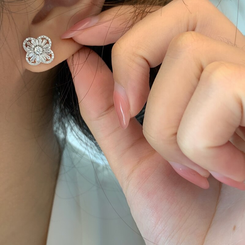 18K White Gold Diamond Clover Earrings for Women