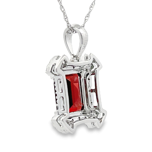 1.87ct Garnet Diamond Fashion Pendants 10KT White Gold