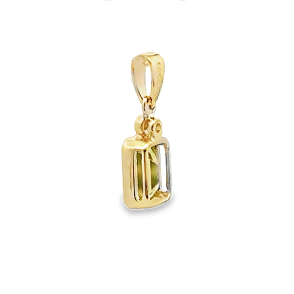 Peridot Diamond Fashion Pendants 10KT Yellow Gold