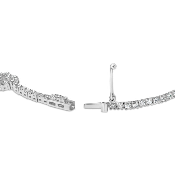 14K White Gold 1 1/2 Cttw Diamond Heart Station Strand Bracelet (H-I Color, I1-I2 Clarity) - 7.5 Inches