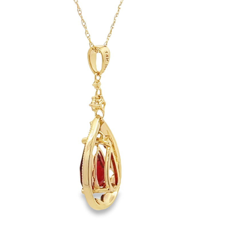 1.38ct Garnet Diamond Fashion Pendants 14KT Yellow Gold