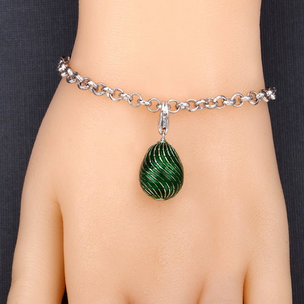 11.20 Grams .925 Sterling Silver Green Enamel Charm Bracelet