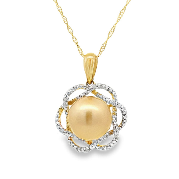 .02ct South Sea Pearl Fashion Pendants 14KT Yellow Gold