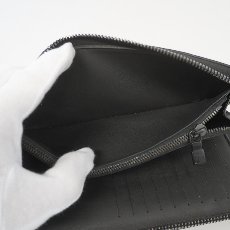 Auth Louis Vuitton Monogram Shadow Zippy Wallet Vertical M62902 Mens Long Wallet (bi-fold) Noir