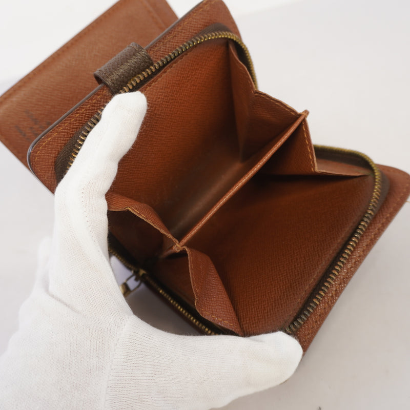 Auth Louis Vuitton Monogram Compact Zip M61667 WomenUnisexMen Wallet (bi-fold)