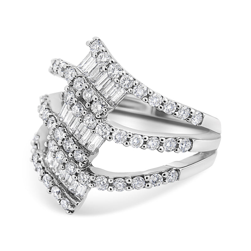 18K White Gold 1 3/4 Cttw Round and Baguette-Cut Diamond Cocktail Ring (H-I Color SI2-I1 Clarity)