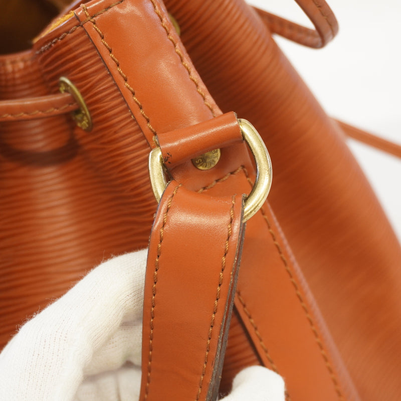 Auth Louis Vuitton Epi Petit Noe M44103 Womens Shoulder Bag Kenyan Brown