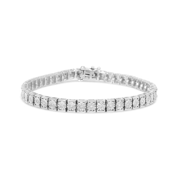 .925 Sterling Silver 1/10 Cttw Diamond 7.25" Link Bracelet (I-J Color, I2-I3 Clarity)