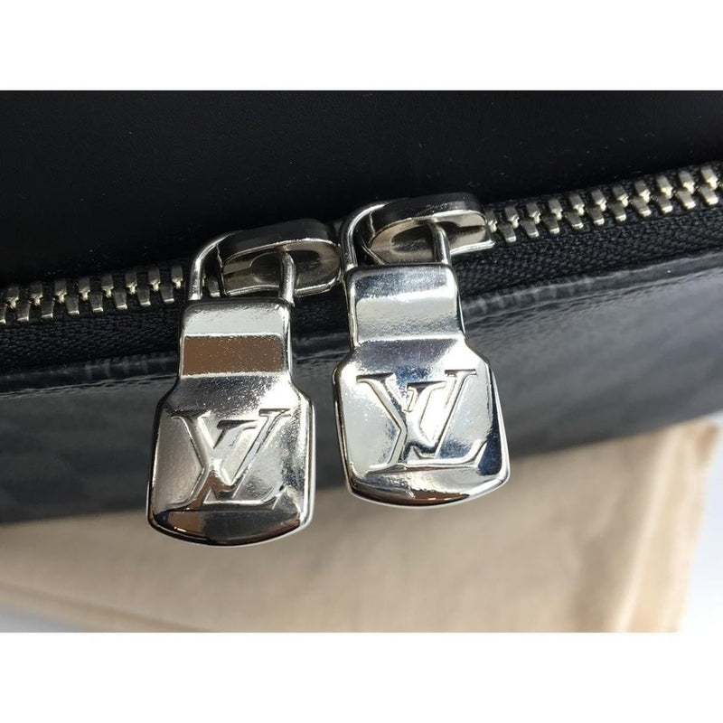 Louis Vuitton Shoulder Bag Black