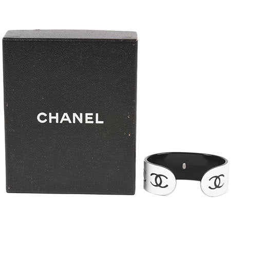 Chanel CHANEL Coco Mark Bangle White Plastic 02P A18563