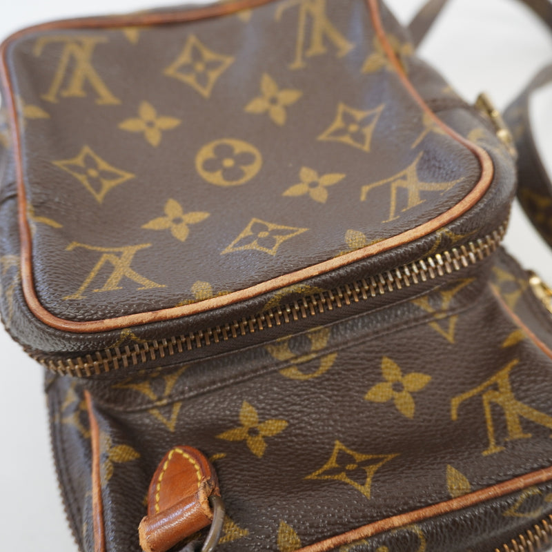 Auth Louis Vuitton Shoulder Bag Monogram Minia Amazon M45238