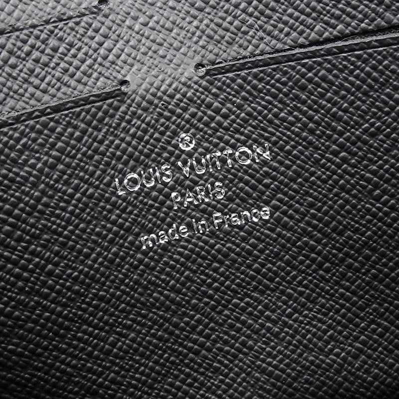 Louis Vuitton LOUIS VUITTON Monogram Eclipse Pochette Voyage MM Bag M61692