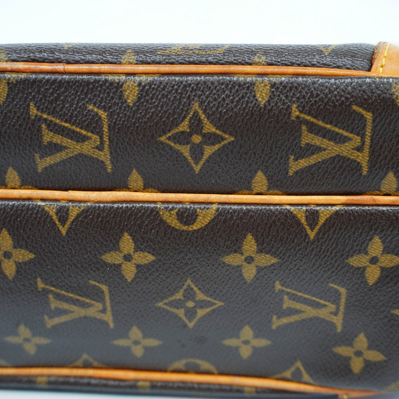 Auth Louis Vuitton Shoulder Bag Monogram Nile M45244
