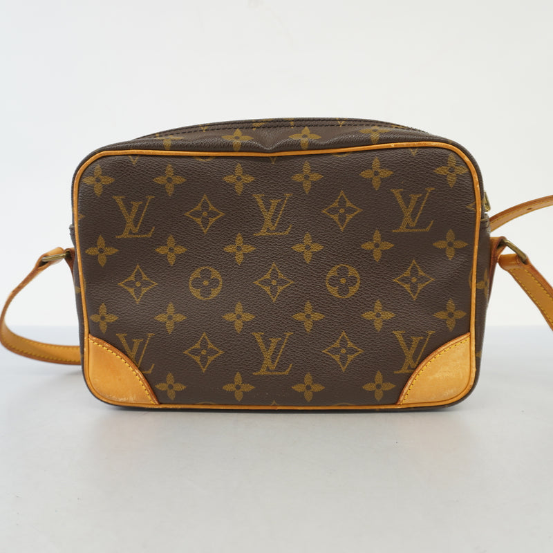 Auth Louis Vuitton Shoulder Bag Monogram Trocadero 23 M51276