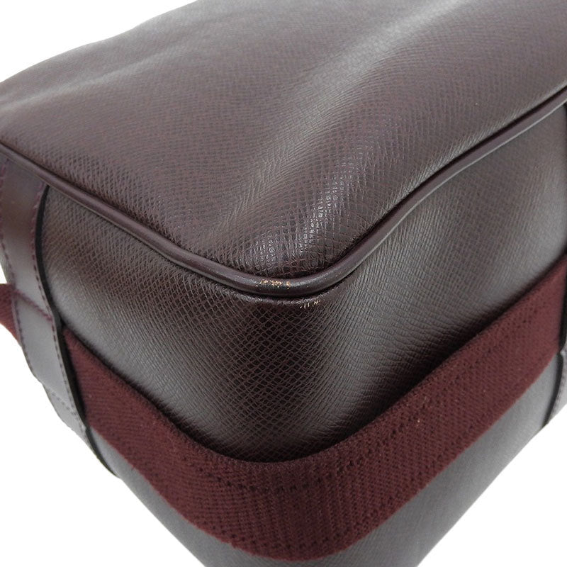 Louis Vuitton Taiga Reporter PM Shoulder Bag Akaju M30156