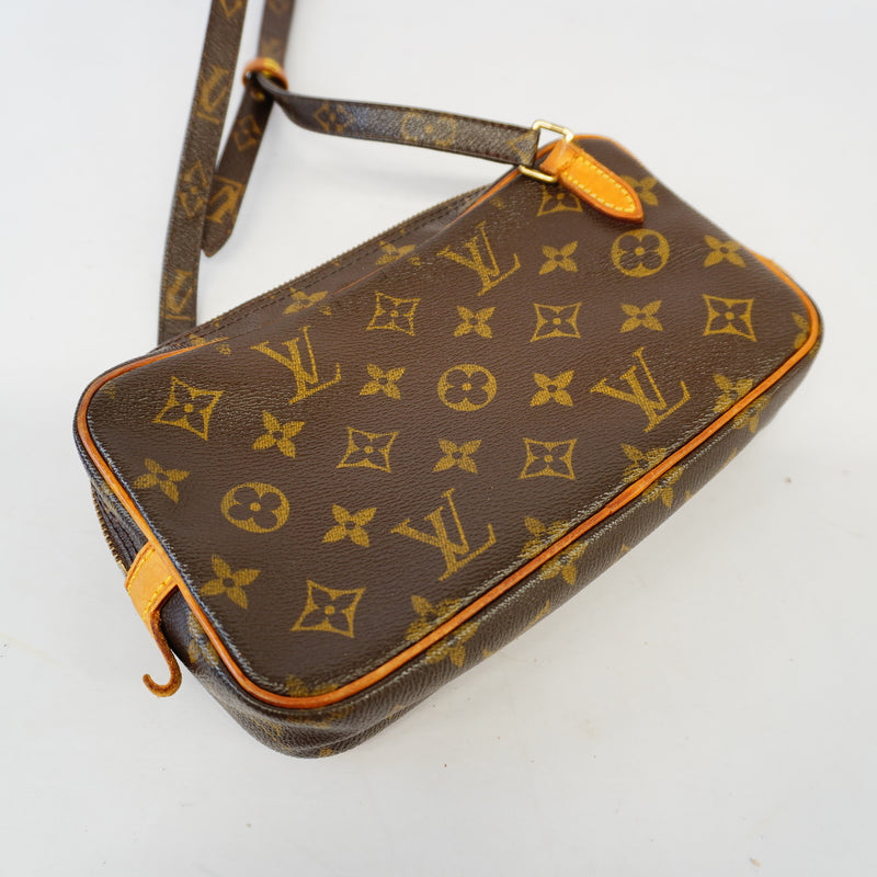 Auth Louis Vuitton Shoulder Bag Monogram Pochette Marley Bandolier M51828