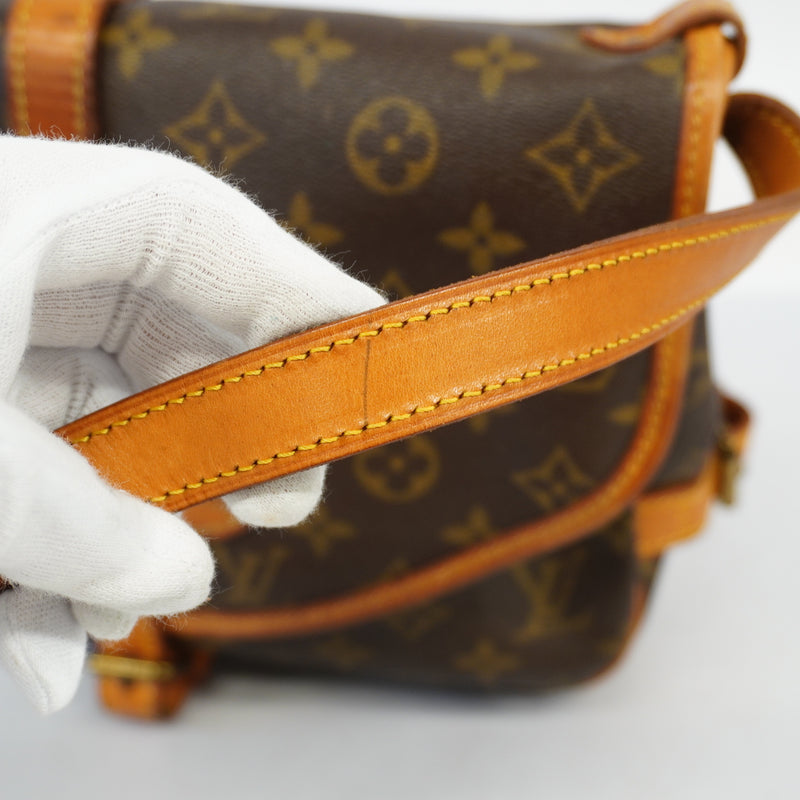 Auth Louis Vuitton Shoulder Bag Monogram Saumur 30 M42256