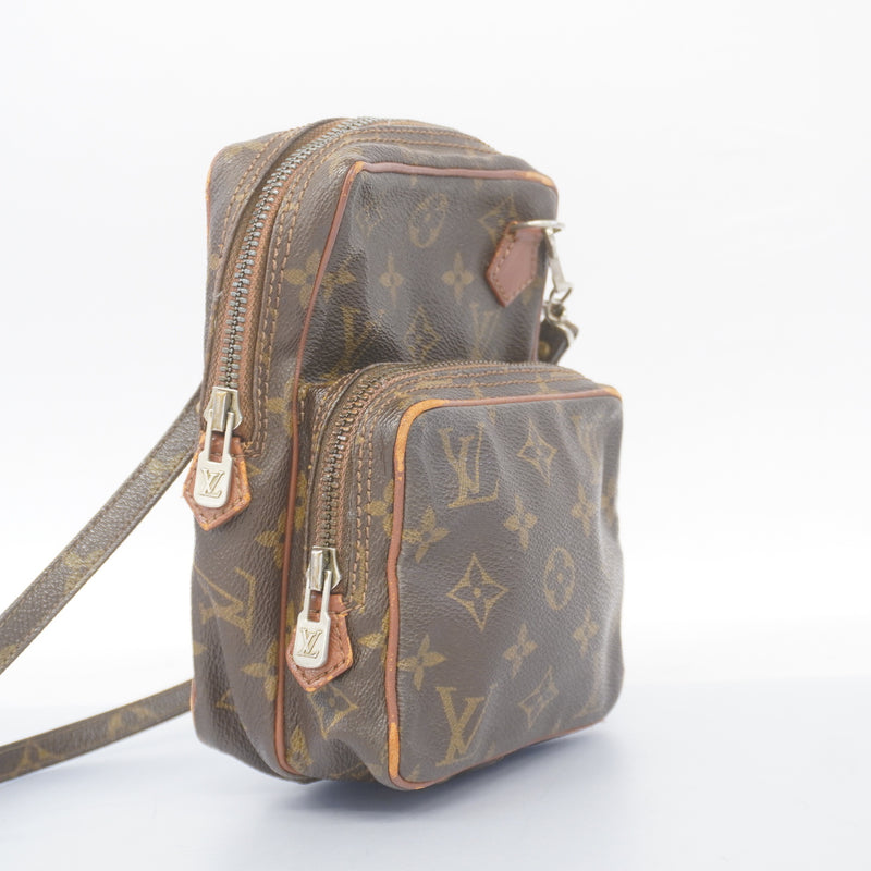 Auth Louis Vuitton Shoulder Bag Monogram Minia Amazon M45238
