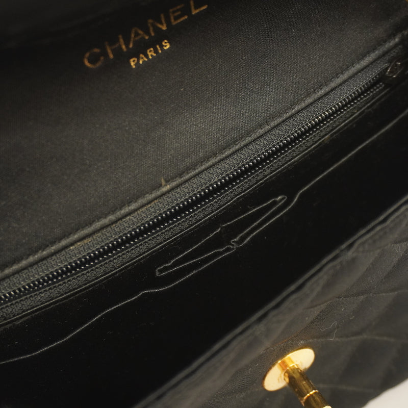 Auth Chanel Matelasse Shoulder Bag Womens Satin Shoulder Bag Black