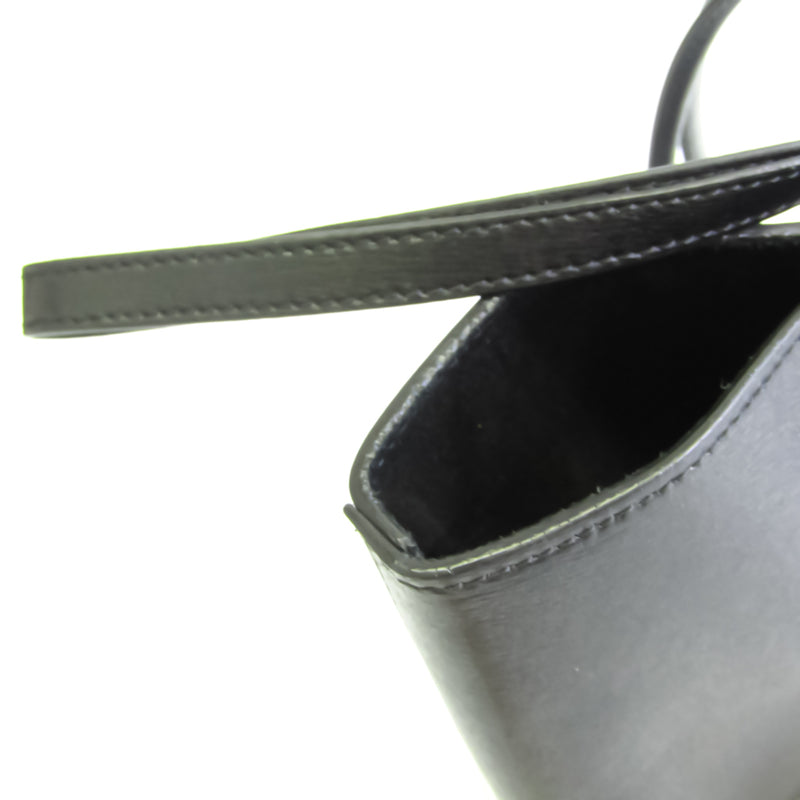 Salvatore Ferragamo Gancini GU-21 H019 Womens Leather Tote Bag Black