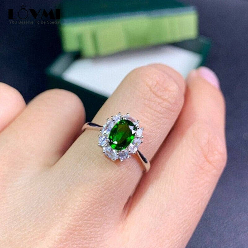Trendy 925 Sliver Rings Emerald Gemstone Green Stone Ring Flower Crystal Oval Shape Fine Jewelry For Woman Wedding Party