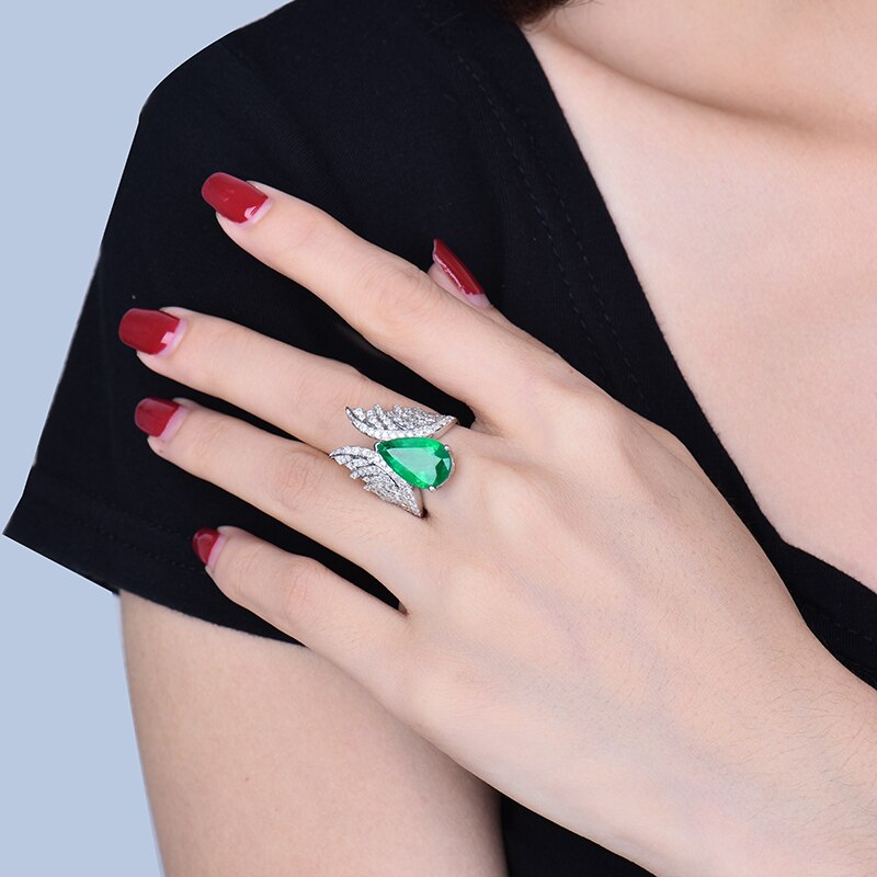 18K White Gold Natural Heart Cut Emerald & Diamond Angel Wings Ring